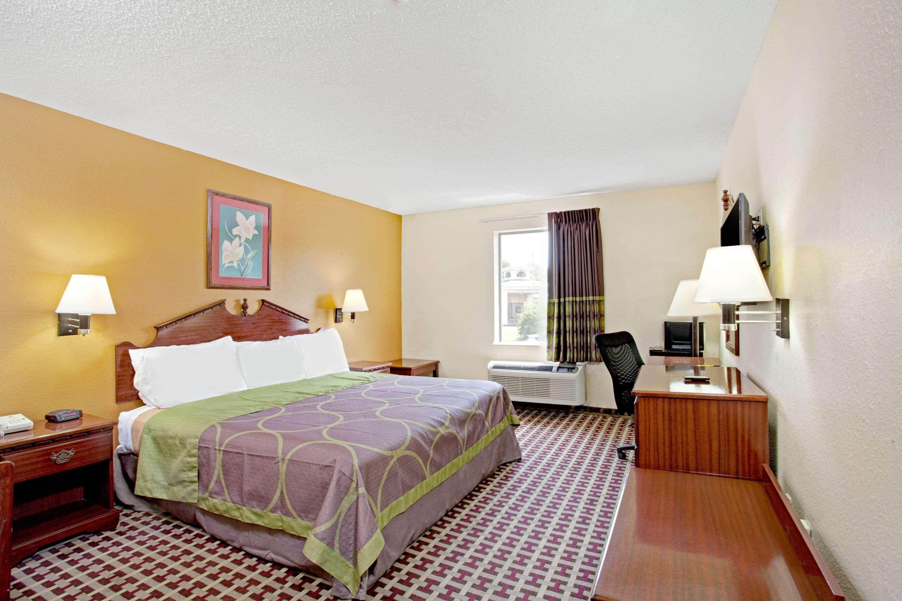 Super 8 By Wyndham Forrest City Ar Buitenkant foto