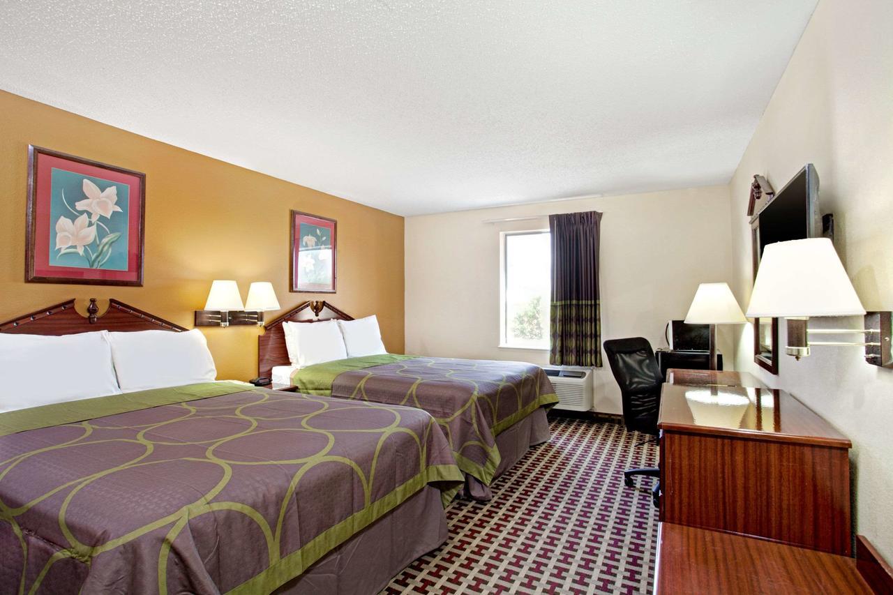 Super 8 By Wyndham Forrest City Ar Buitenkant foto